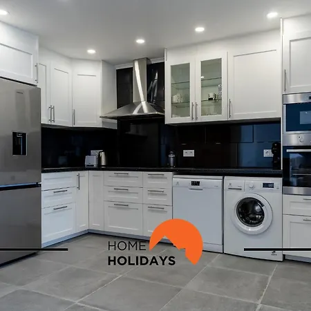 #016 T2 Windmill By Holidays Apartament